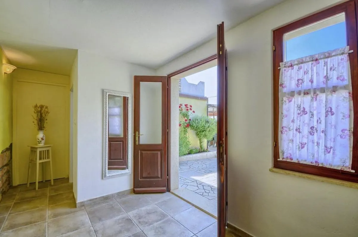 Villa Rosana In Muntic - Haus Fuer 4-5 Personen Pula