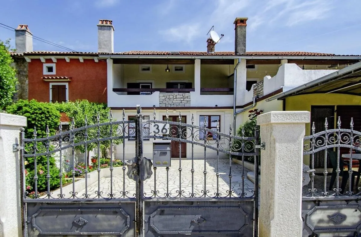 Villa Rosana In Muntic - Haus Fuer 4-5 Personen Pula 0*,