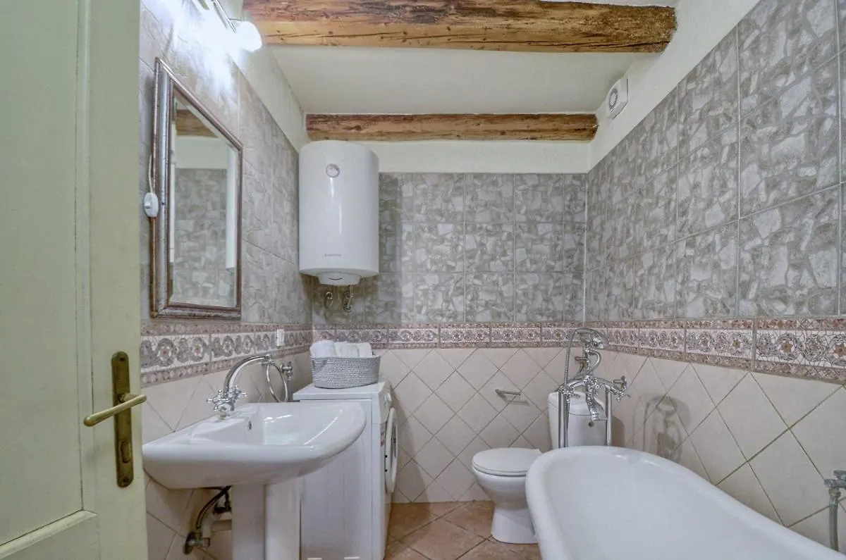 Villa Rosana In Muntic - Haus Fuer 4-5 Personen Pula